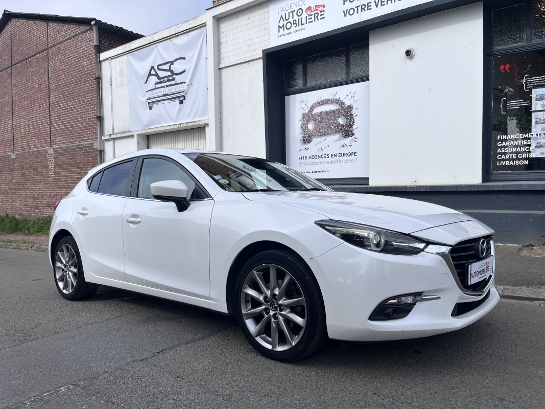 Mazda Mazda 3 — 9