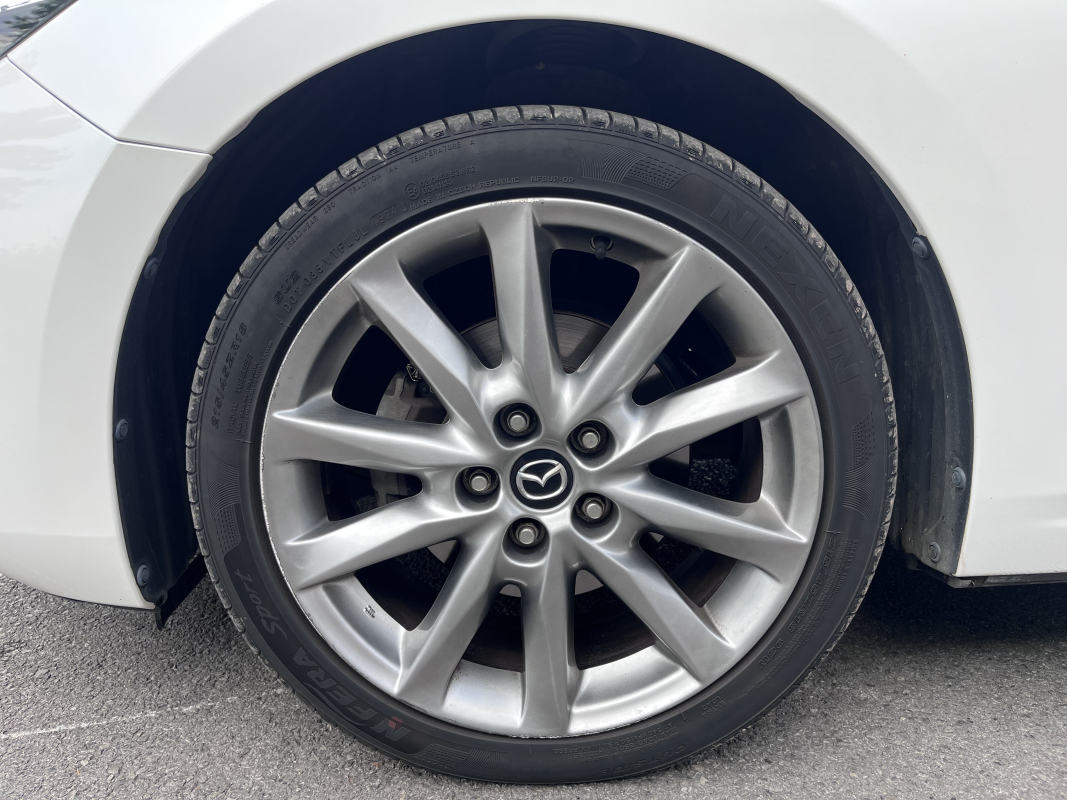 Mazda Mazda 3 — 36
