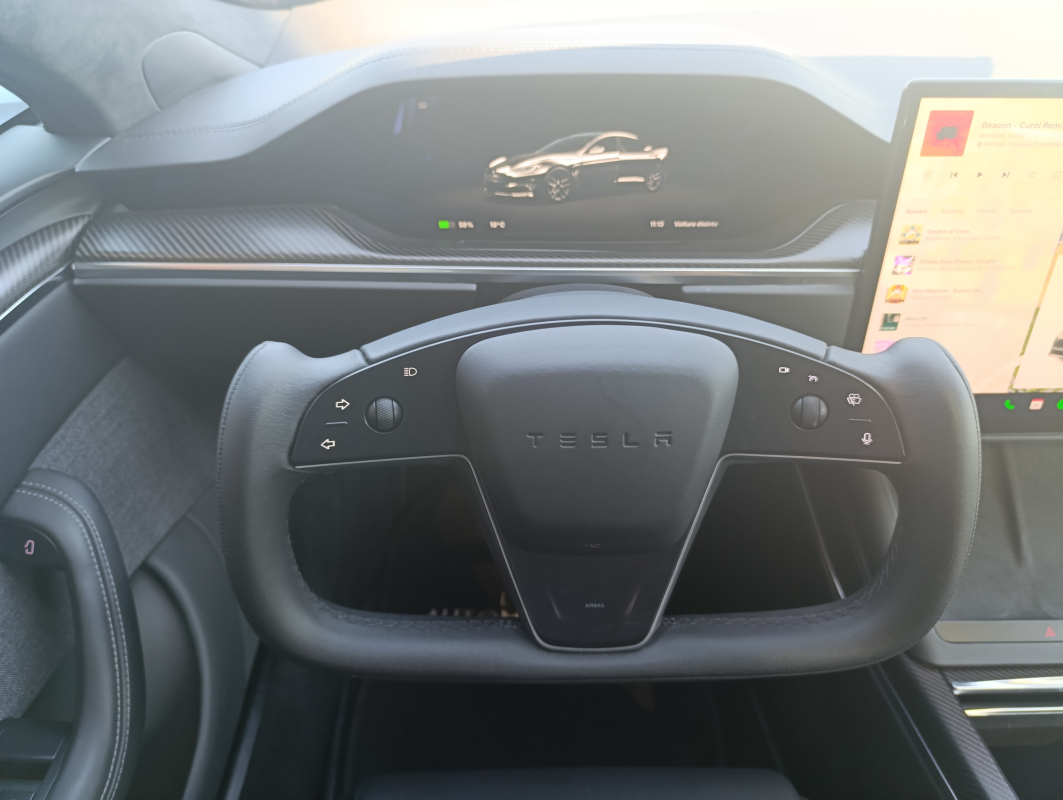 Tesla Model S — 20
