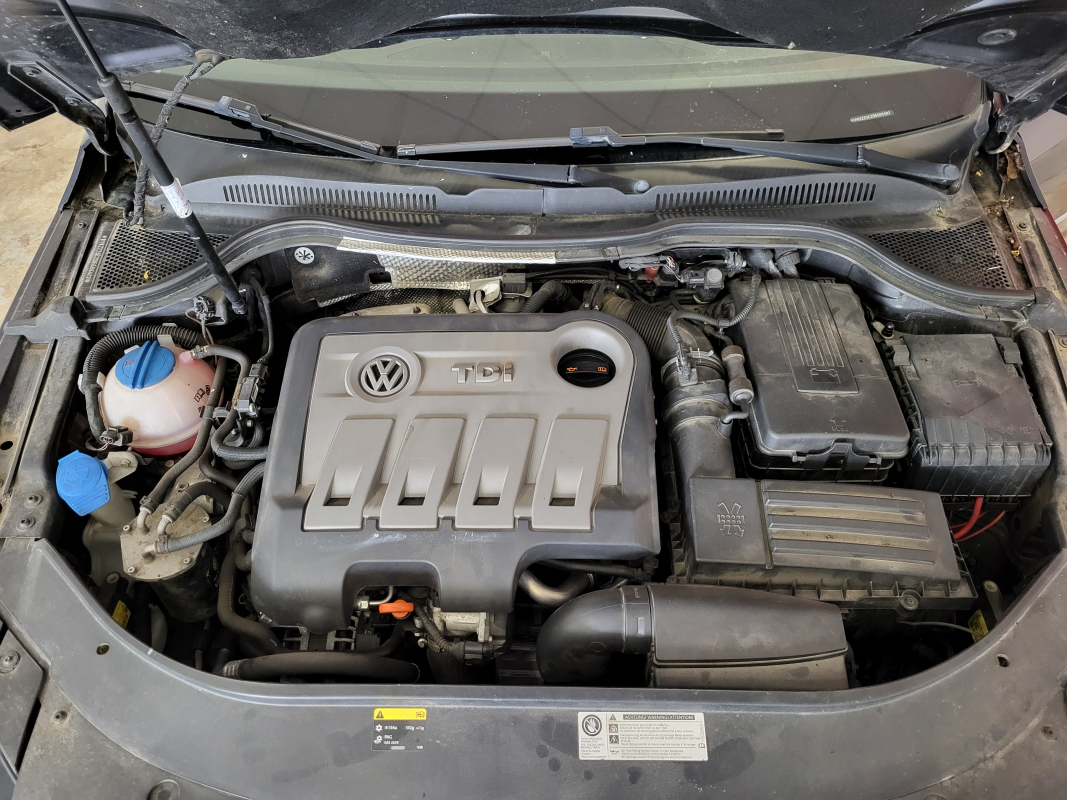 Volkswagen Passat CC — 30