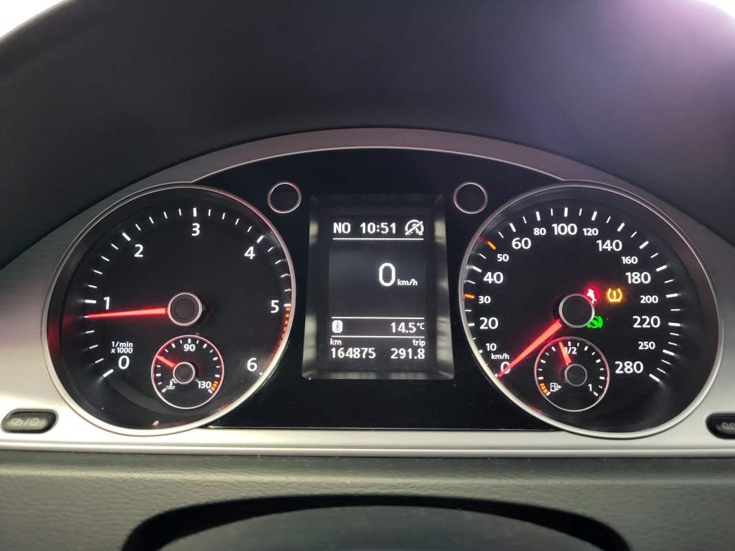 Volkswagen Passat CC — 19