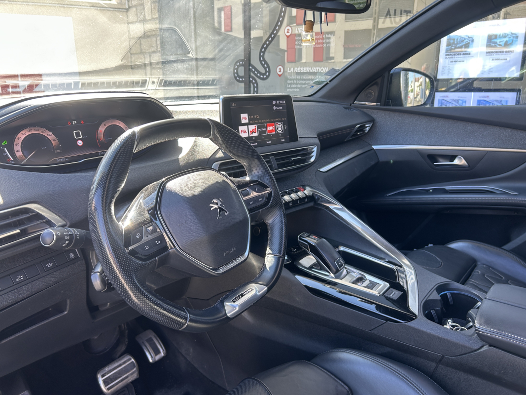 Peugeot 5008 — 10