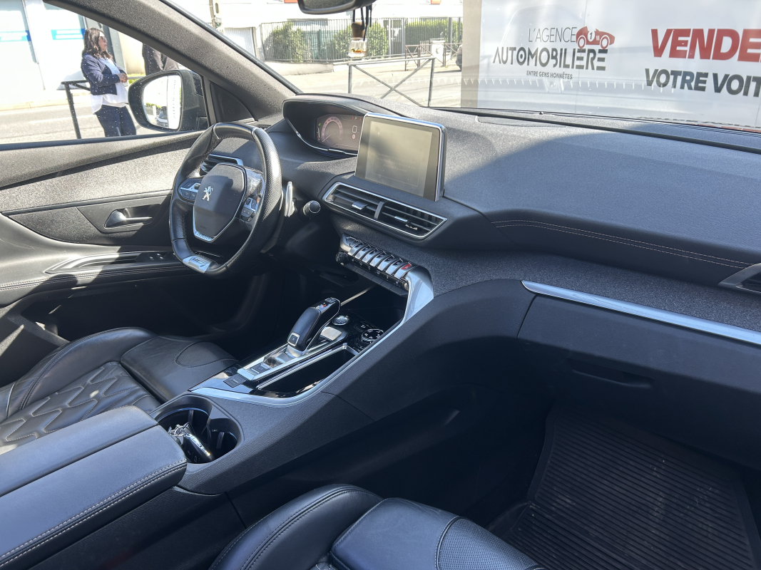 Peugeot 5008 — 24