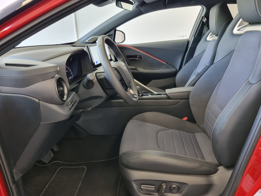 Toyota C-HR — 12