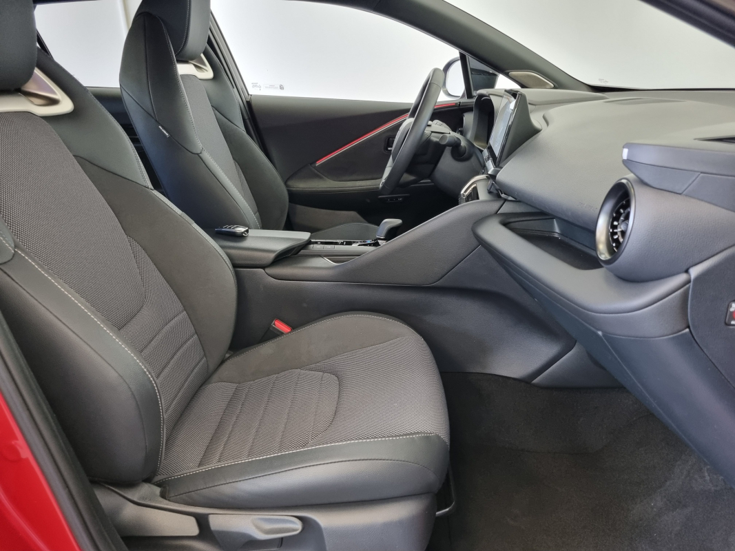 Toyota C-HR — 21