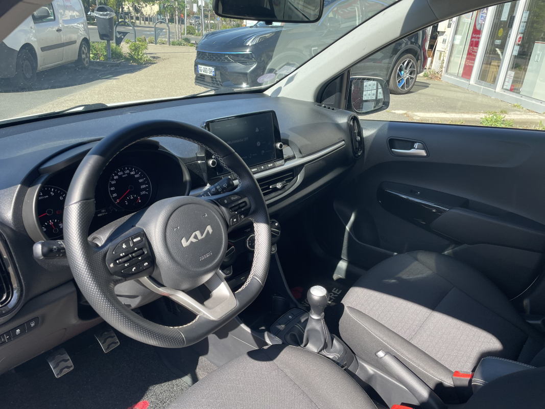 Kia Picanto — 10