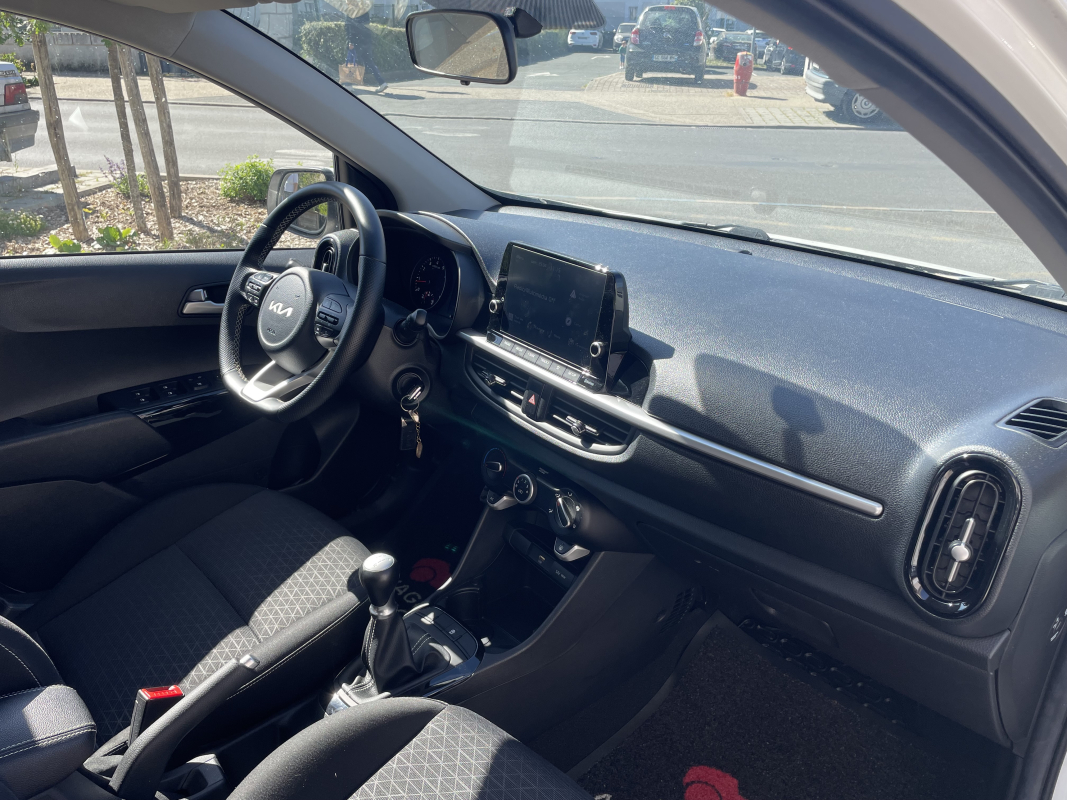 Kia Picanto — 12