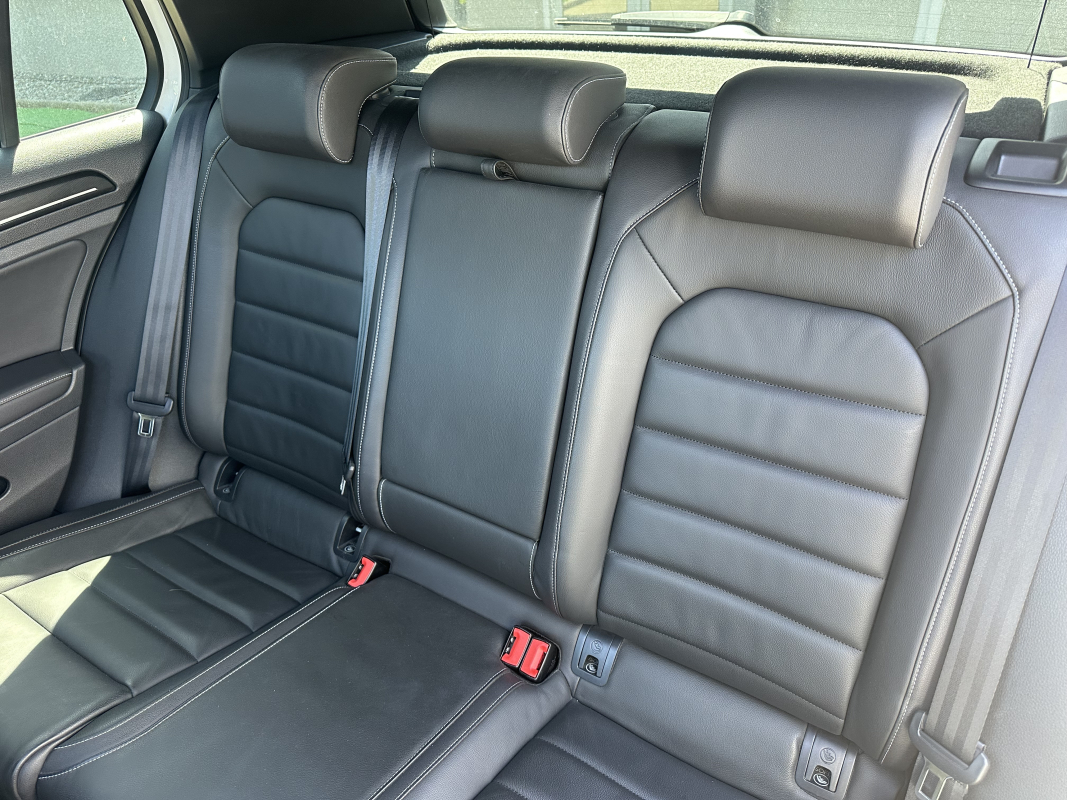Volkswagen Golf — 13
