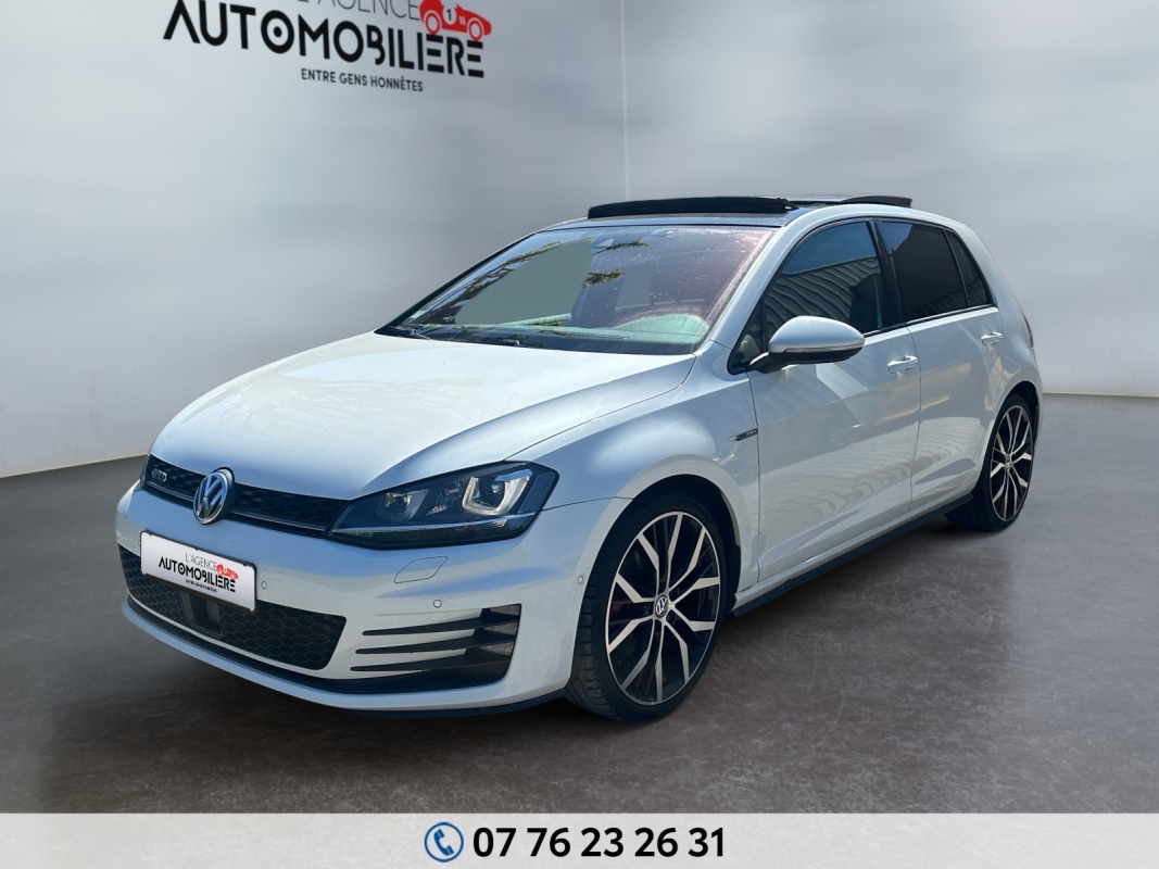 Volkswagen Golf — 7