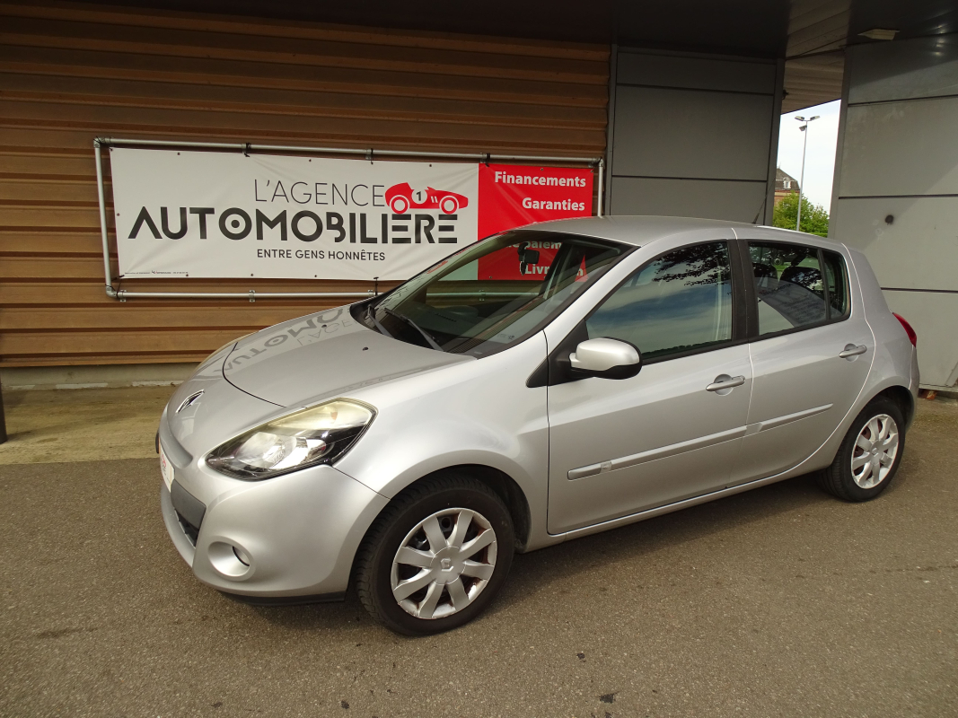 Renault Clio — 27