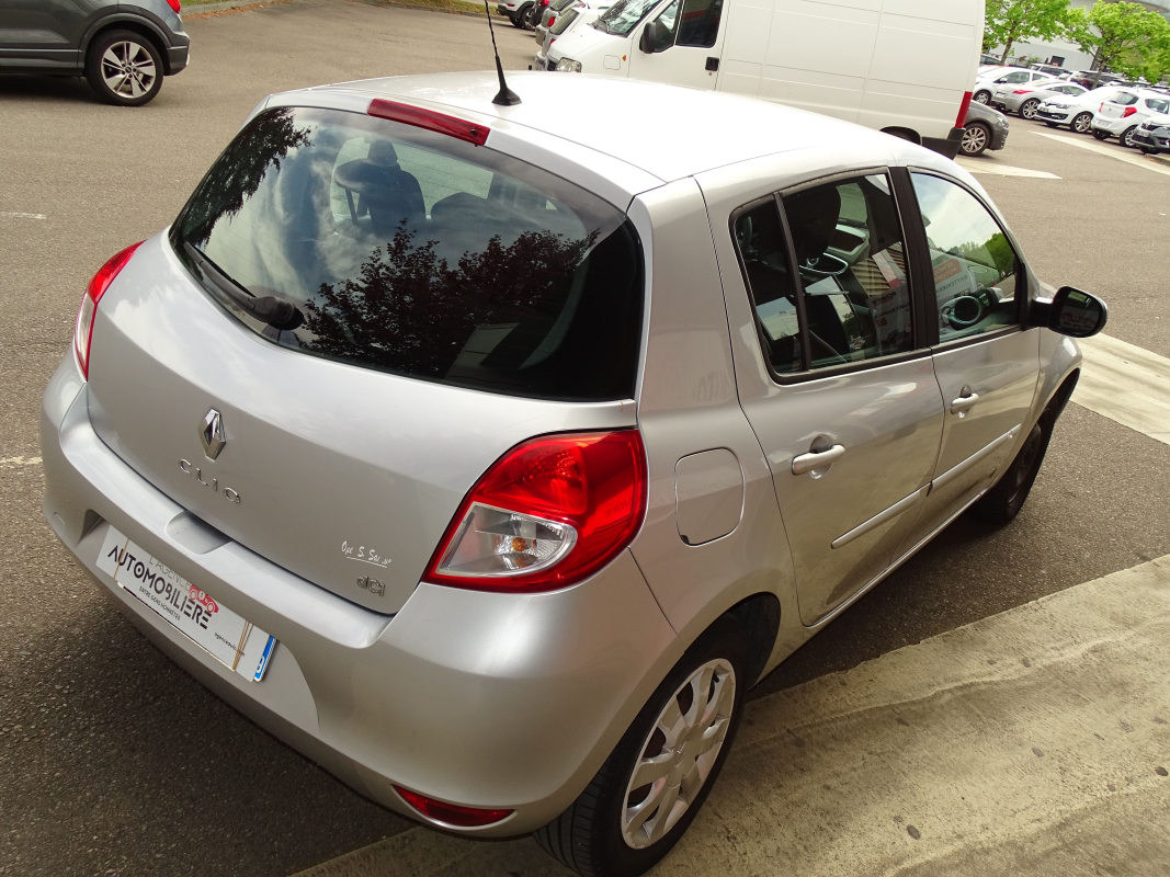 Renault Clio — 6