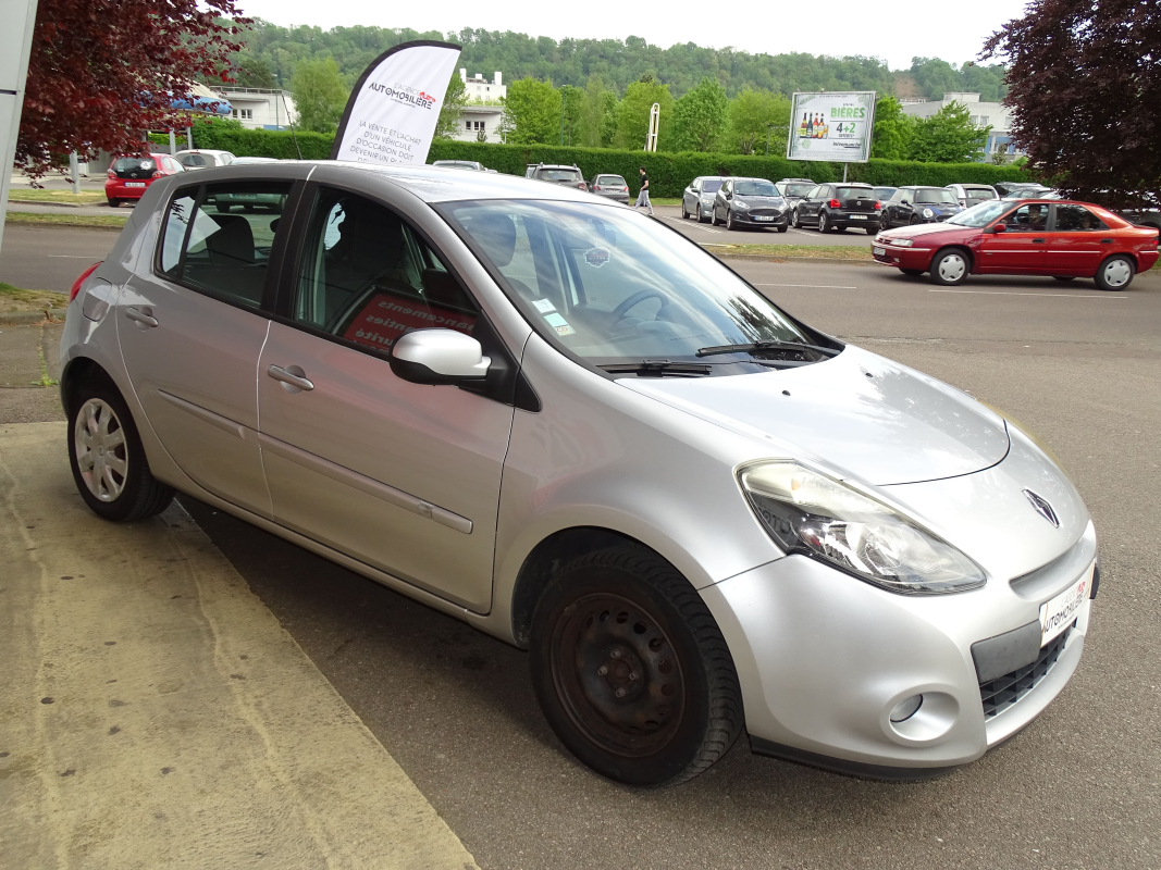 Renault Clio — 5