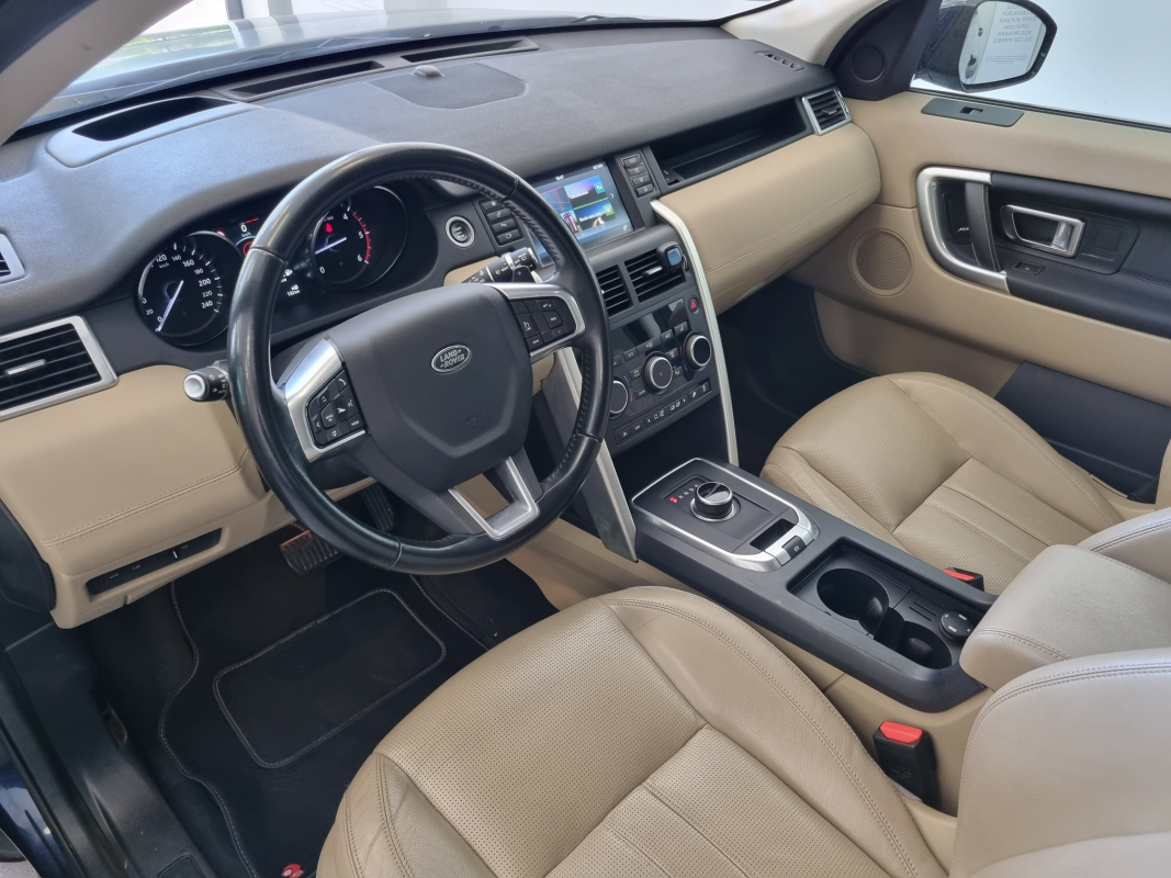 Land Rover Discovery — 10
