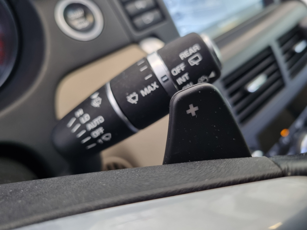 Land Rover Discovery — 27