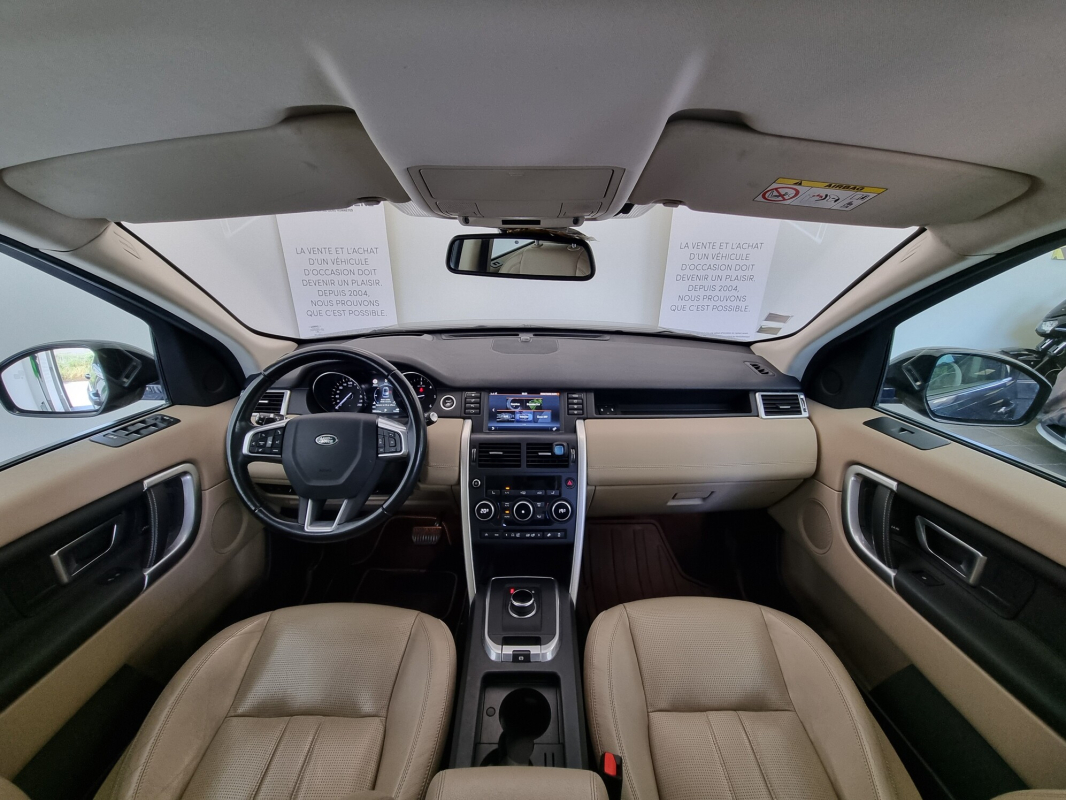 Land Rover Discovery — 24