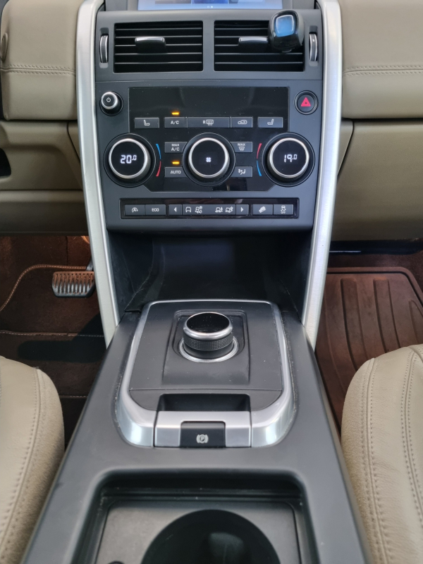 Land Rover Discovery — 28