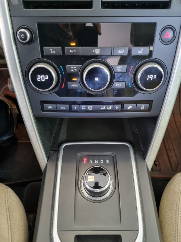 Land Rover Discovery — 31