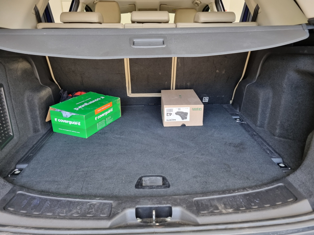 Land Rover Discovery — 34