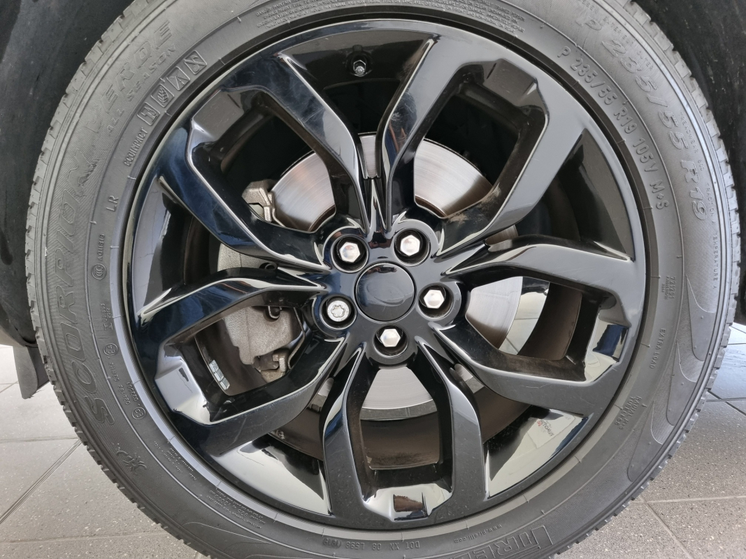 Land Rover Discovery — 37