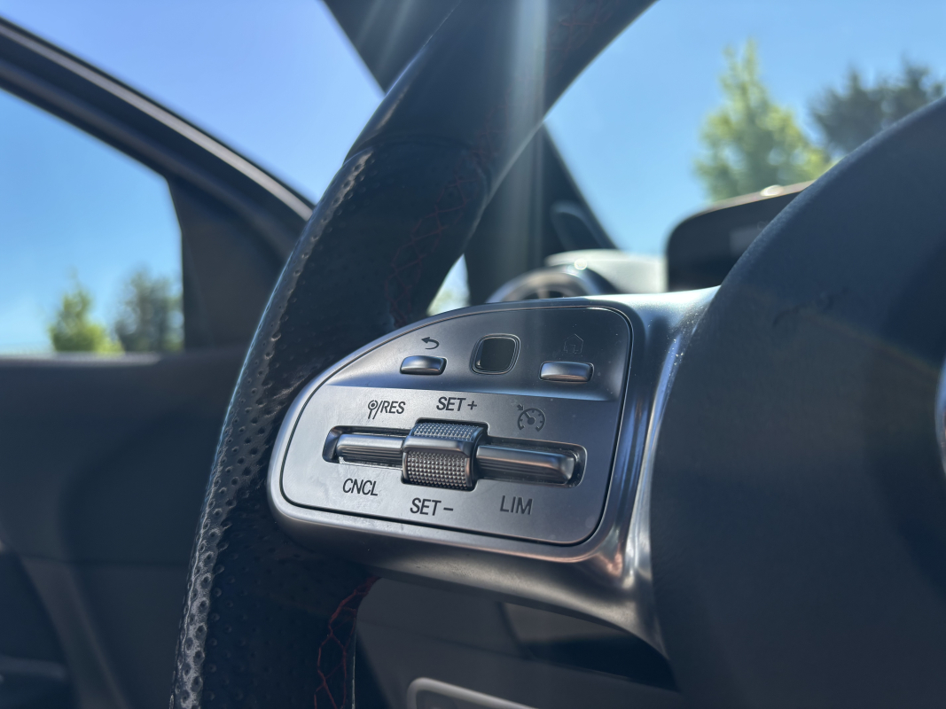 Mercedes GLA — 20