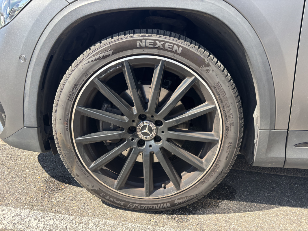 Mercedes GLA — 30