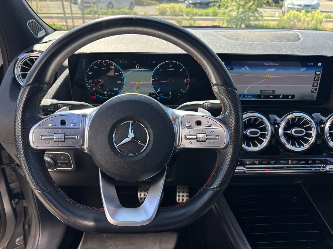 Mercedes GLA — 14