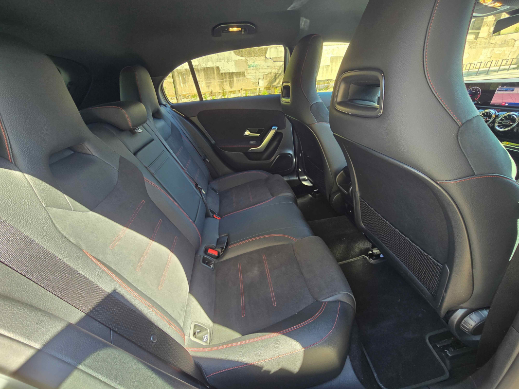 Mercedes Classe A — 19