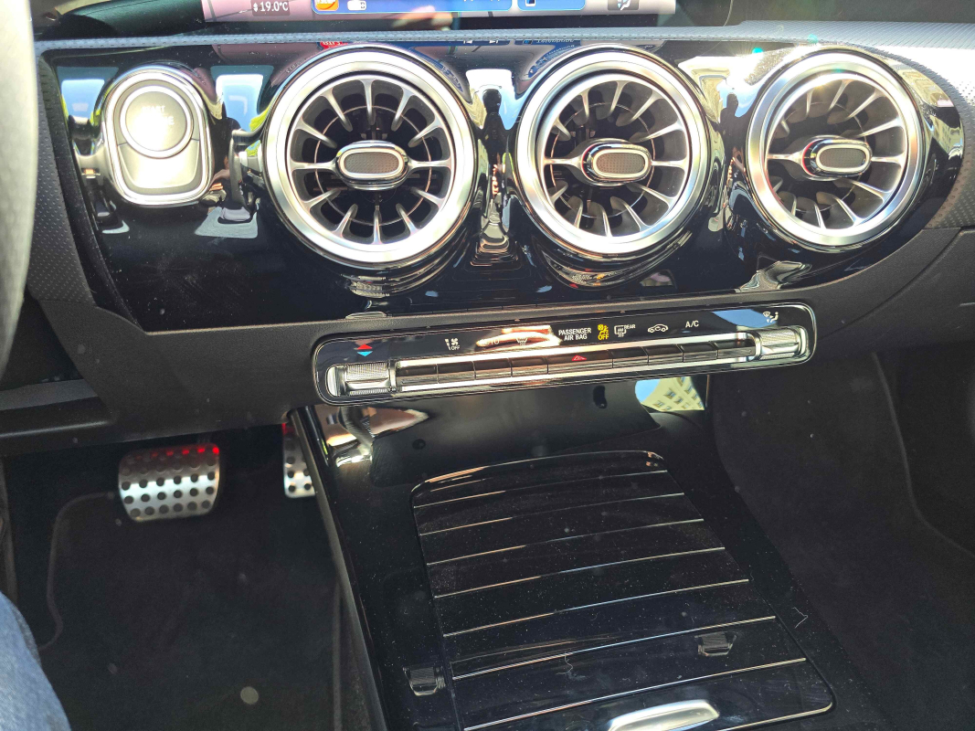 Mercedes Classe A — 25