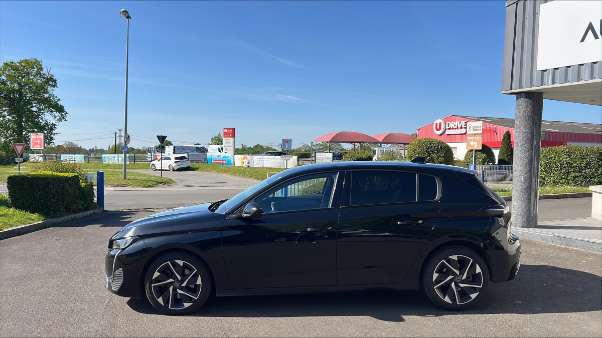 Peugeot 308 — 12