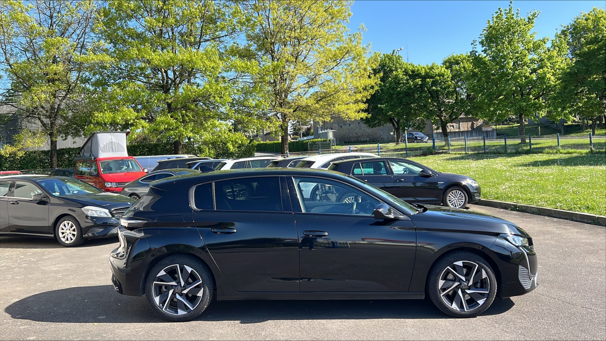 Peugeot 308 — 7