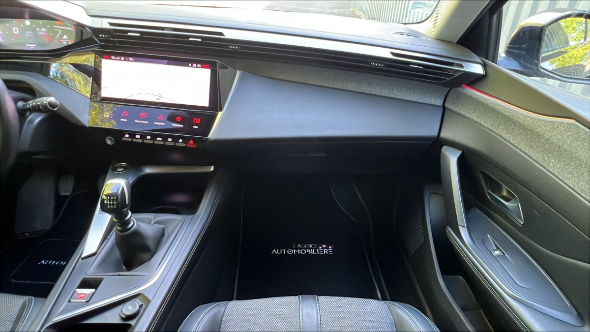 Peugeot 308 — 27