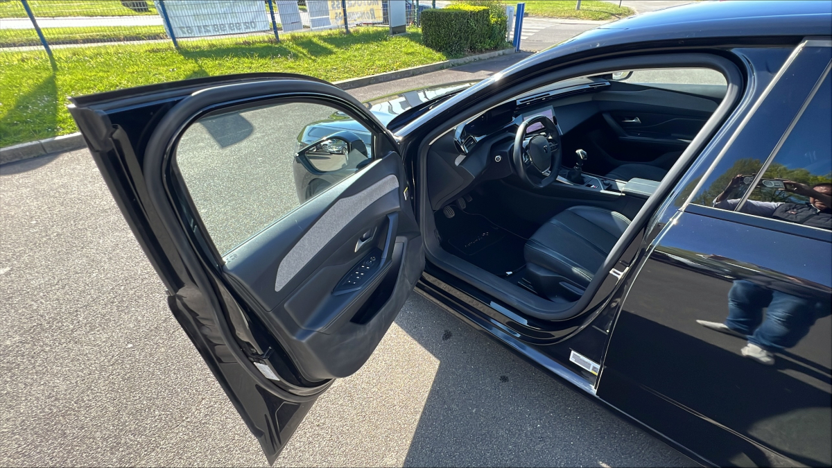 Peugeot 308 — 16