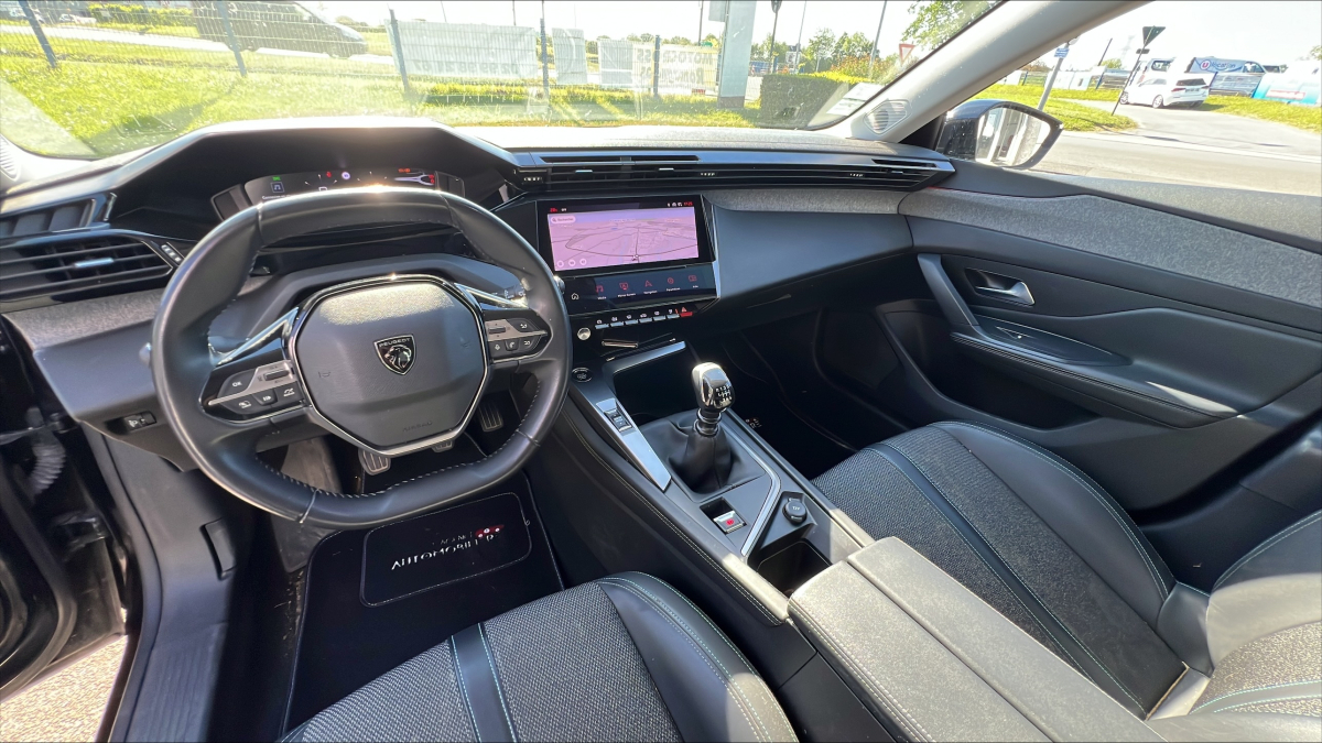 Peugeot 308 — 17