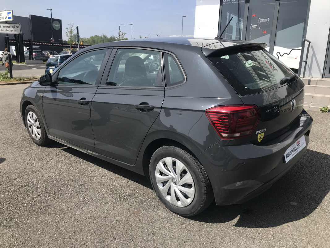 Volkswagen Polo — 5