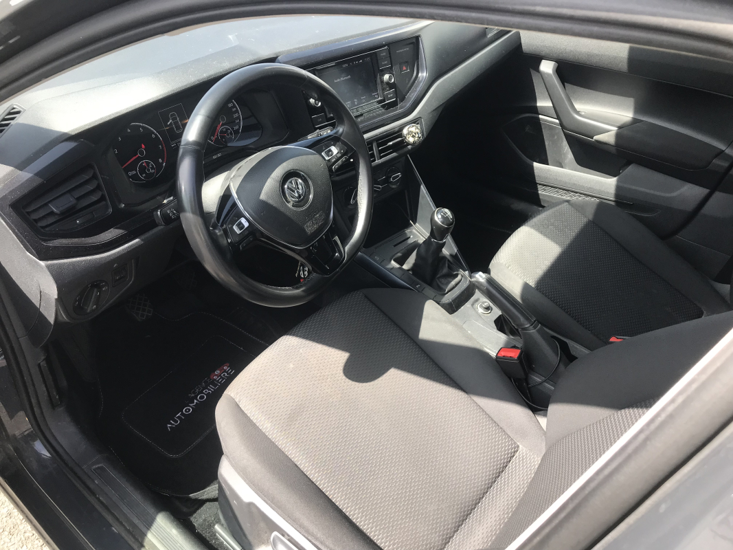 Volkswagen Polo — 29