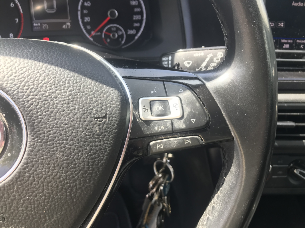 Volkswagen Polo — 16