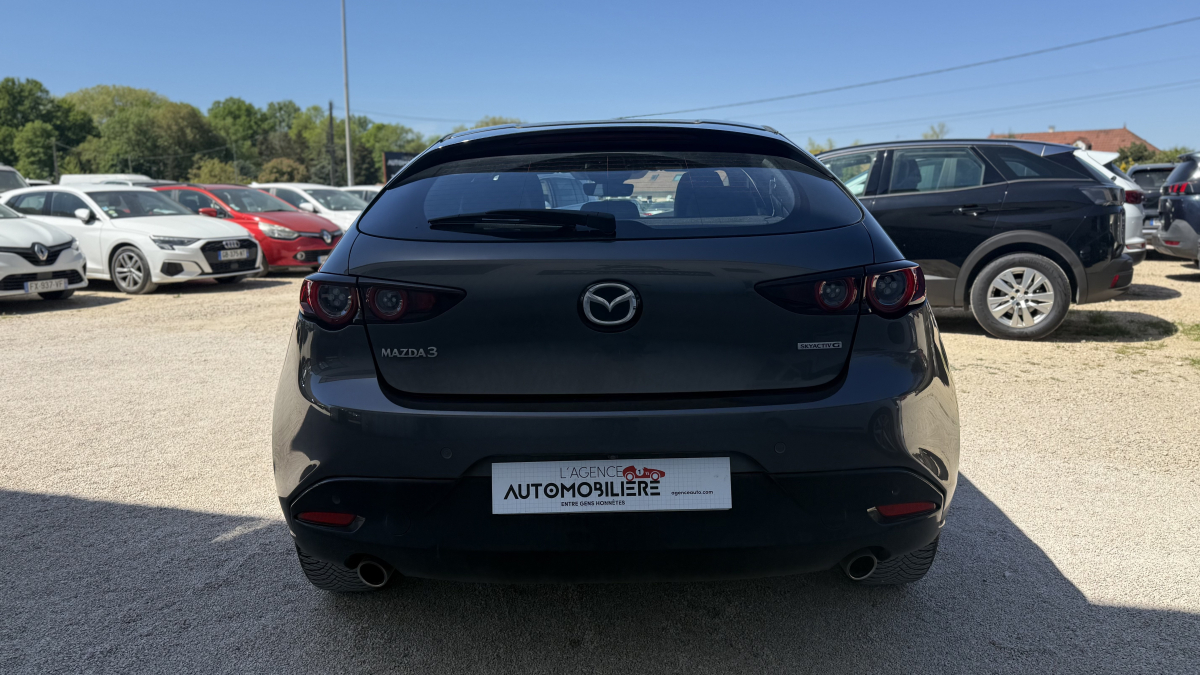 Mazda Mazda 3 — 6