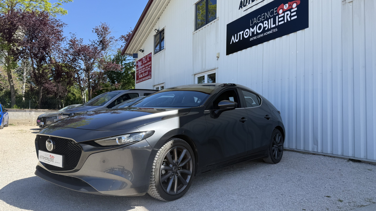 Mazda Mazda 3 — 3