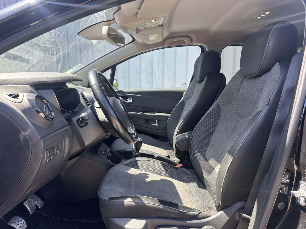 Renault Captur — 17