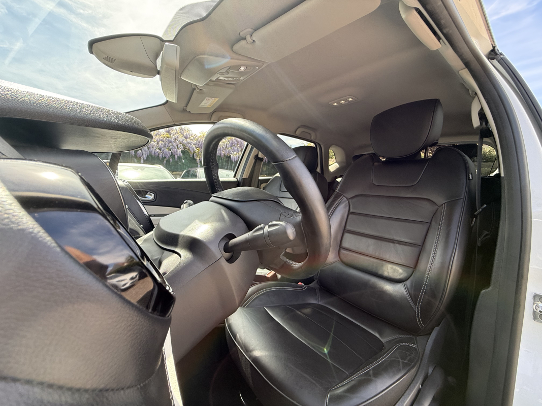 Renault Captur — 10