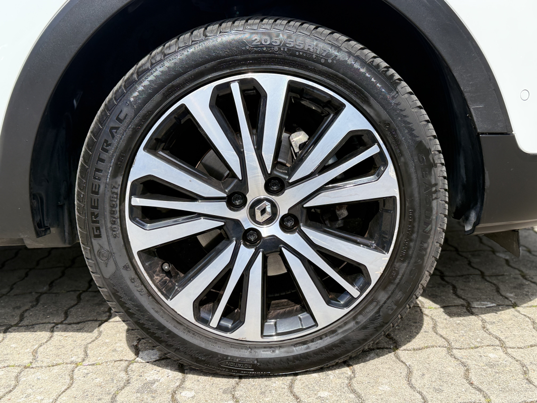 Renault Captur — 25