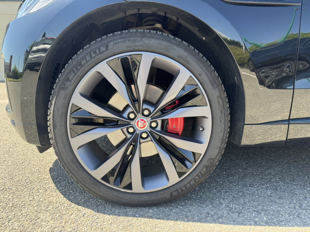 Jaguar F-Pace — 19