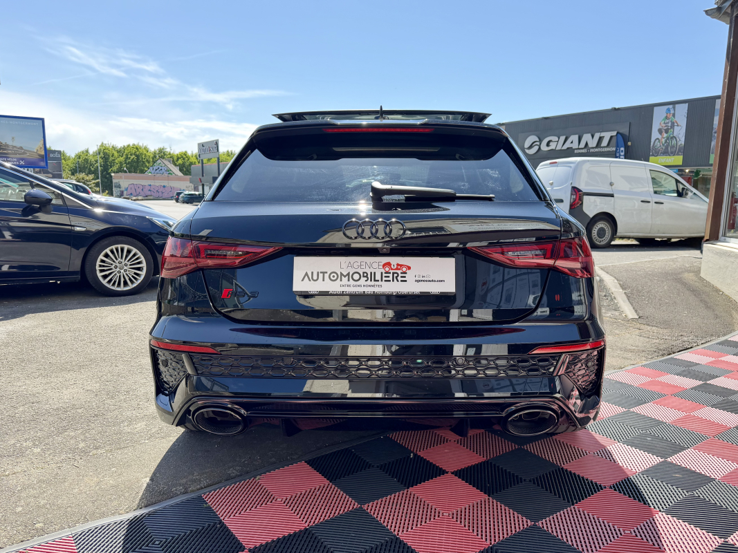 Audi RS3 sportback — 4