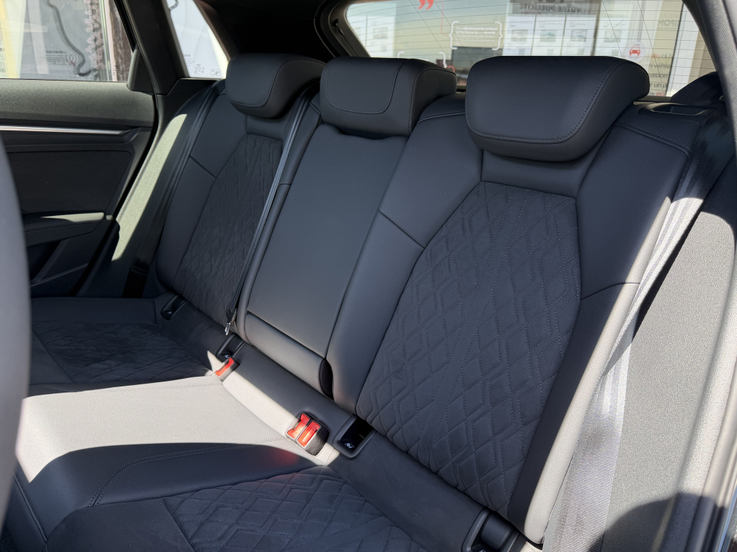 Audi RS3 sportback — 12
