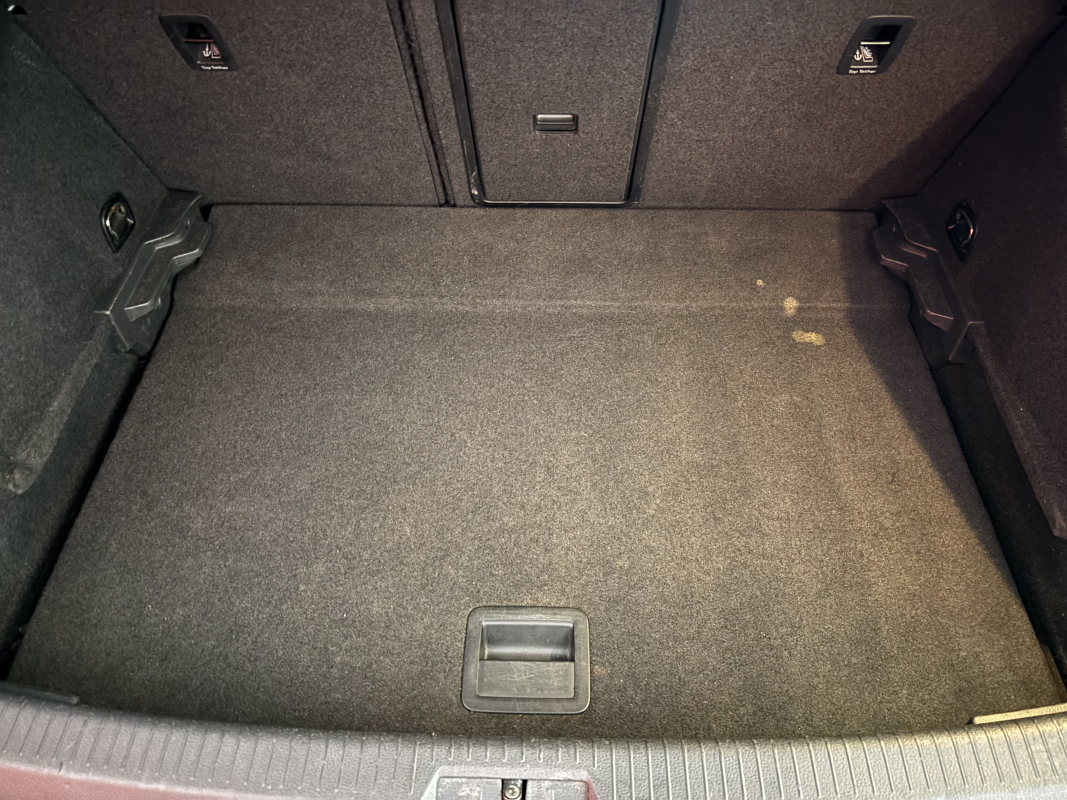 Volkswagen Golf — 27