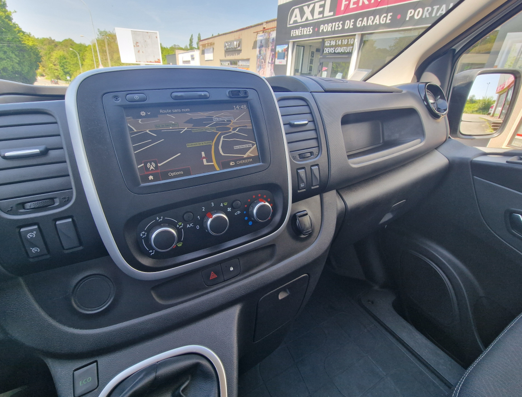 Renault Trafic — 16