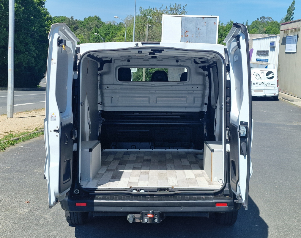 Renault Trafic — 22