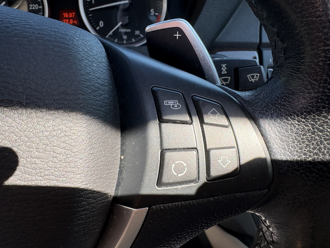 Bmw X6 — 22