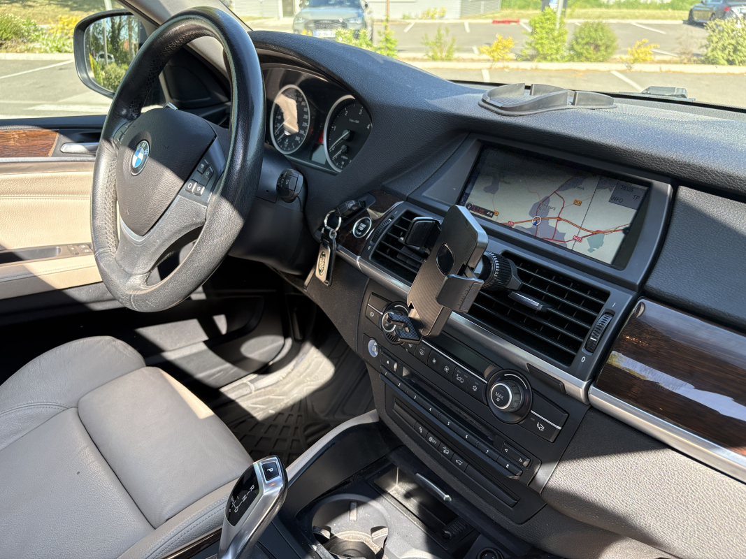 Bmw X6 — 13