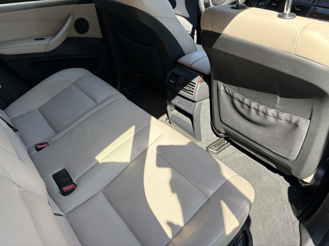 Bmw X6 — 16
